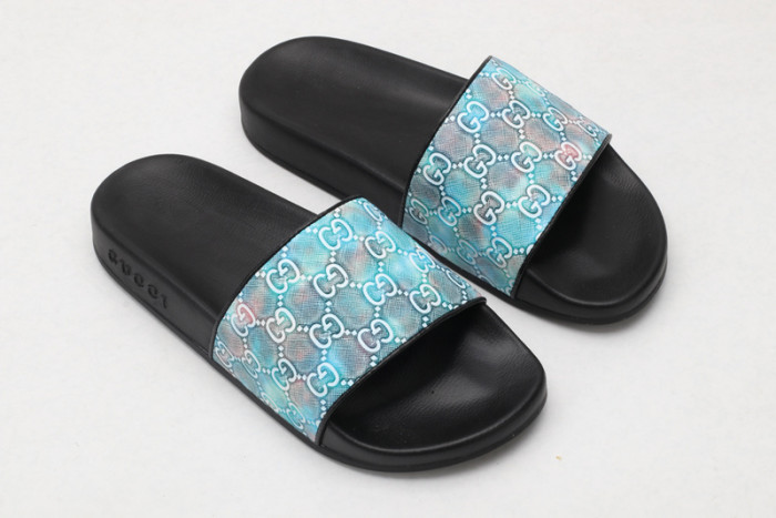 Gu66 SLIPPERS