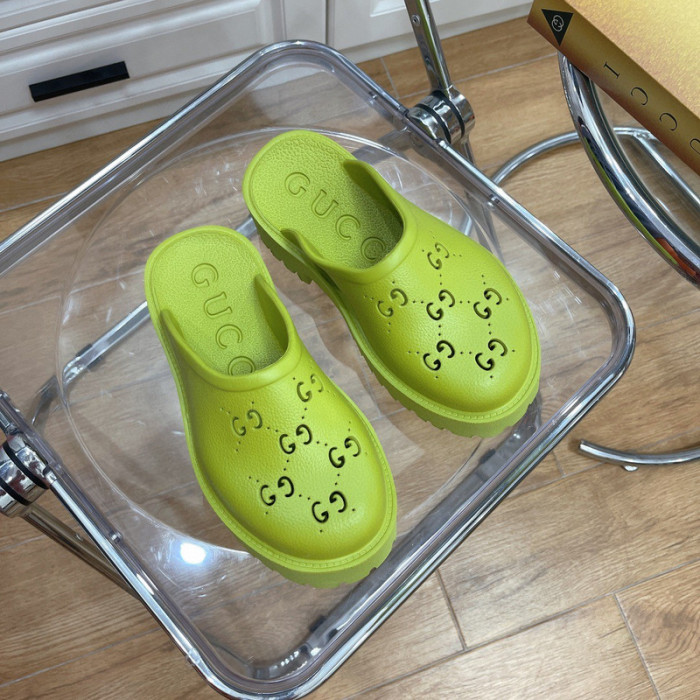 Gu66 SLIPPERS