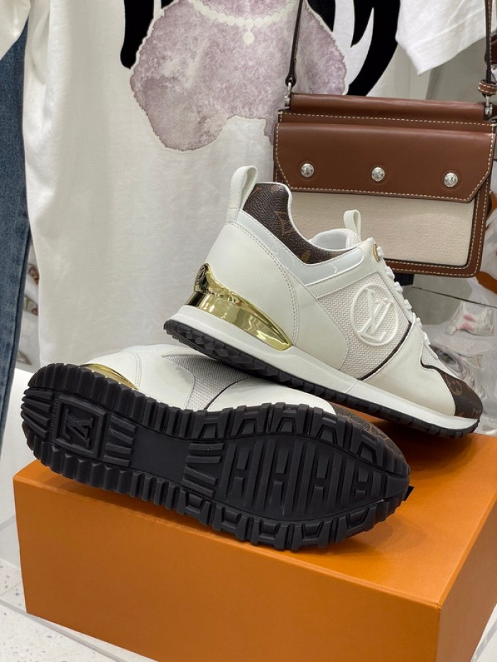 lou1su1tt Run Away Sneaker