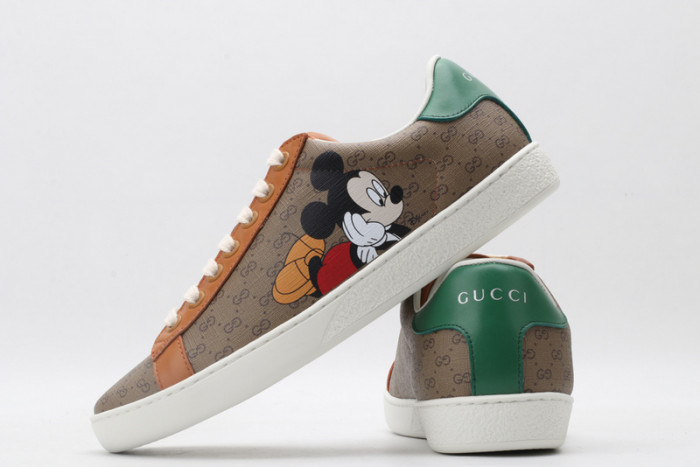 Gu66 Ace Embroidered Low-Top Sneaker