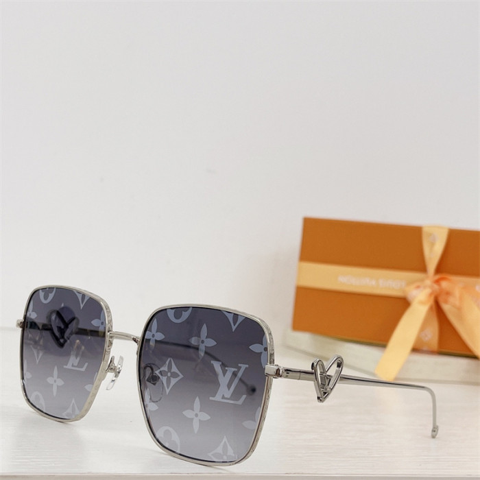 Lou1su1tt Sunglasses