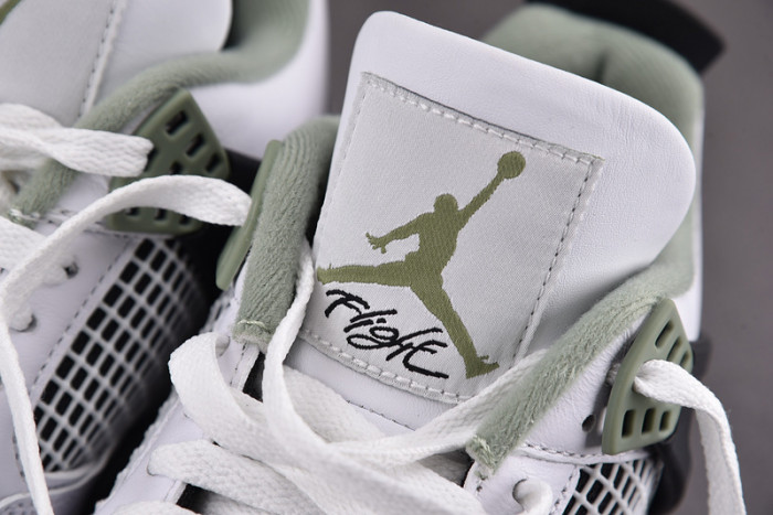 Air Jordan 4 WMNS 