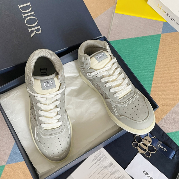 D10R B27 Sneaker