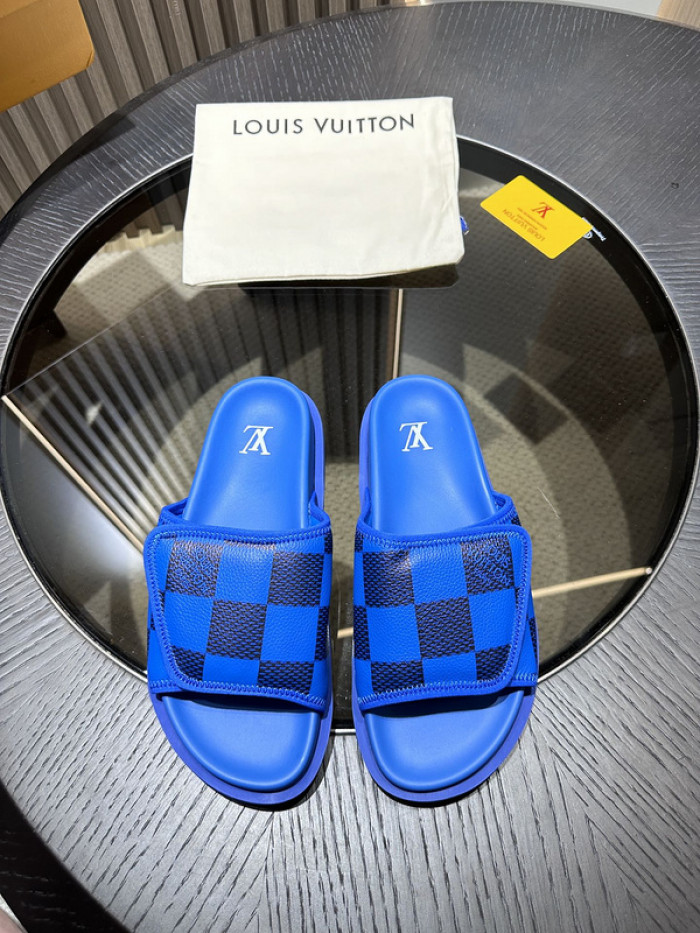 Lou1su1tt slides