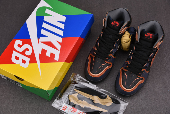Nike Dunk SB High RX-0 Unicorn Gundam 02 Banshee DH7717-400