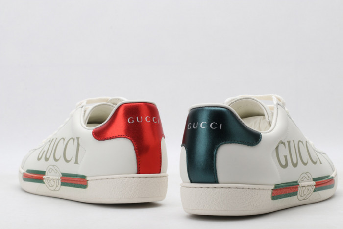 Gu66 Ace Embroidered Low-Top Sneaker