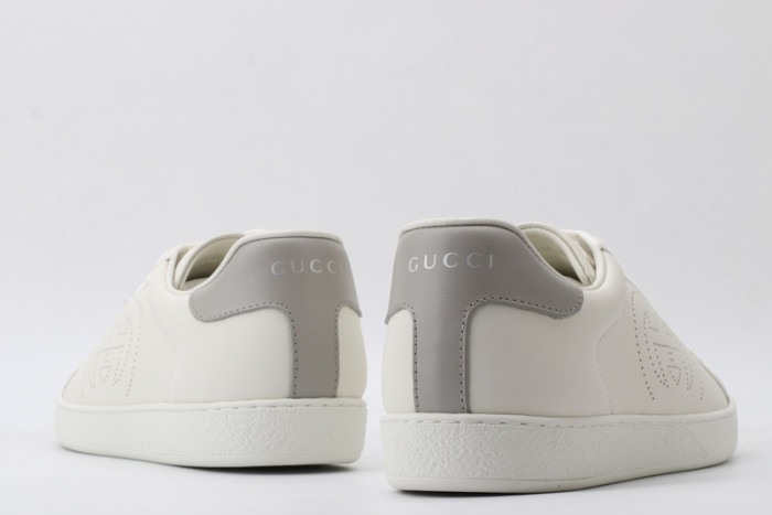 Gu66 Ace Embroidered Low-Top Sneaker