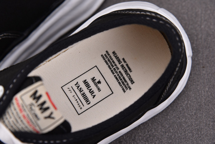 MAISON MIHARA YASUHIRO SNEAKER