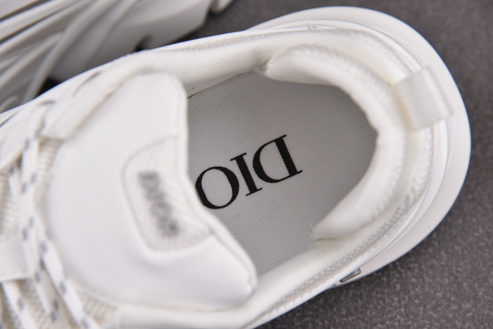 D10R B44 Blade White