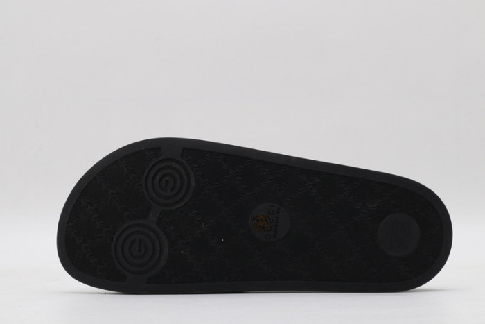 Gu66 SLIPPERS