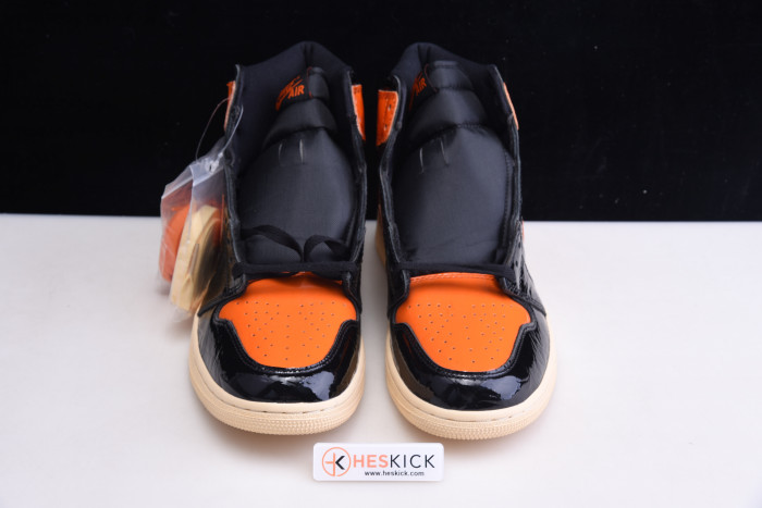 Air Jordan 1 Shattered Backboard 3.0 555088-028