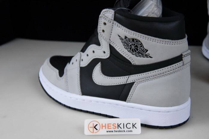 Air Jordan 1 Retro High Black White Light Smoke Grey 555088-035