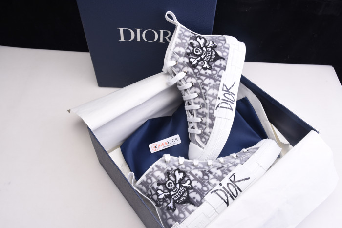 D10R B23 Oblique High Top Sneakers