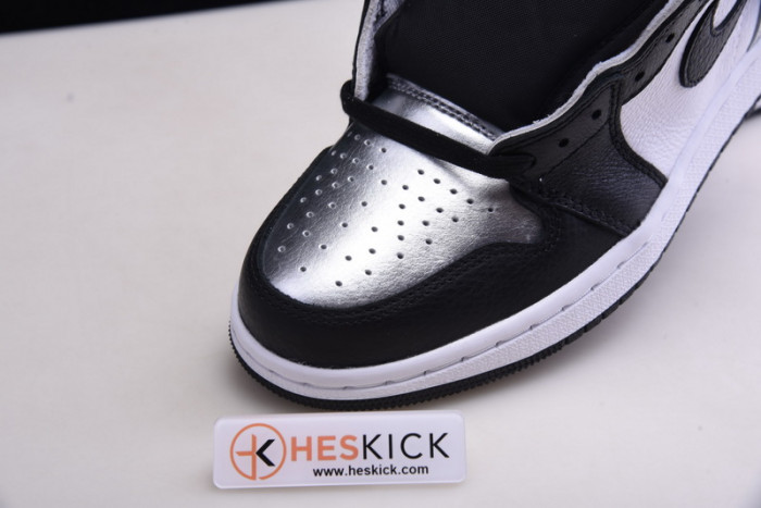 Air Jordan 1 High OG WMNS “Silver Toe” CD0461-001