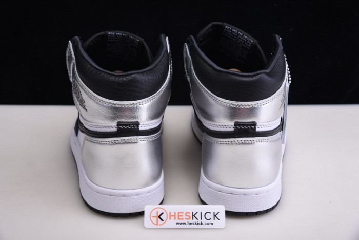Air Jordan 1 High OG WMNS “Silver Toe” CD0461-001