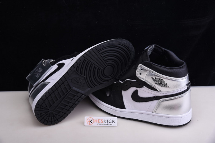 Air Jordan 1 High OG WMNS “Silver Toe” CD0461-001