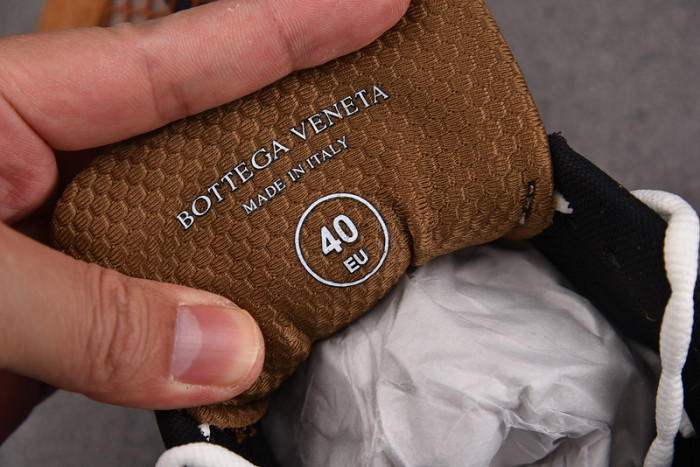 BOTEGA VENETA Orbit BROWN