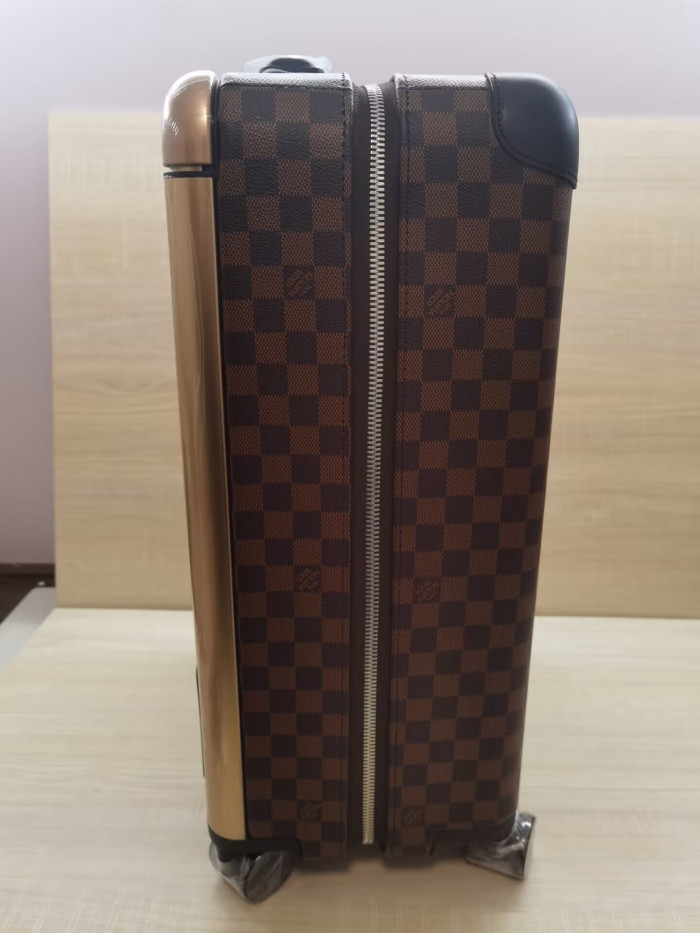 Lou1su1tt TRAVEL BOX