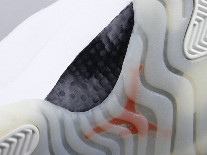 Jordan 11 Retro Platinum Tint (GS) 378037-016